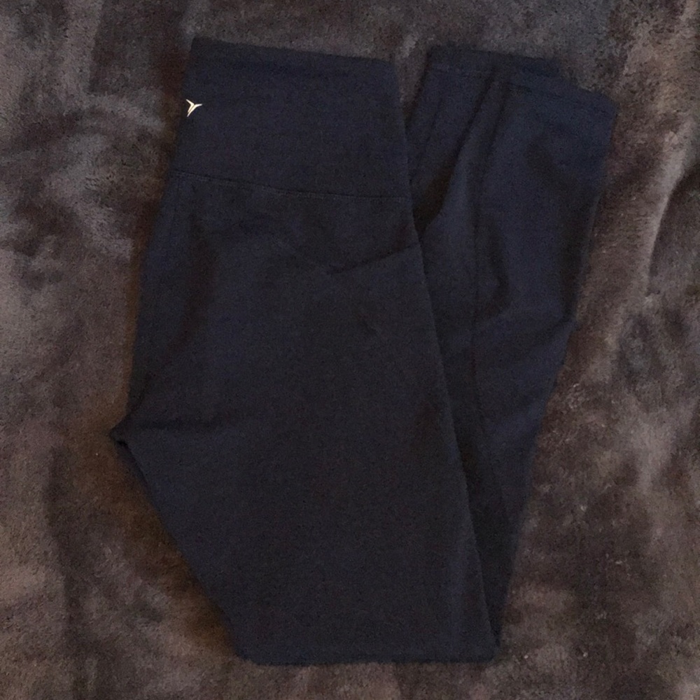 Old Navy Elevate Leggings